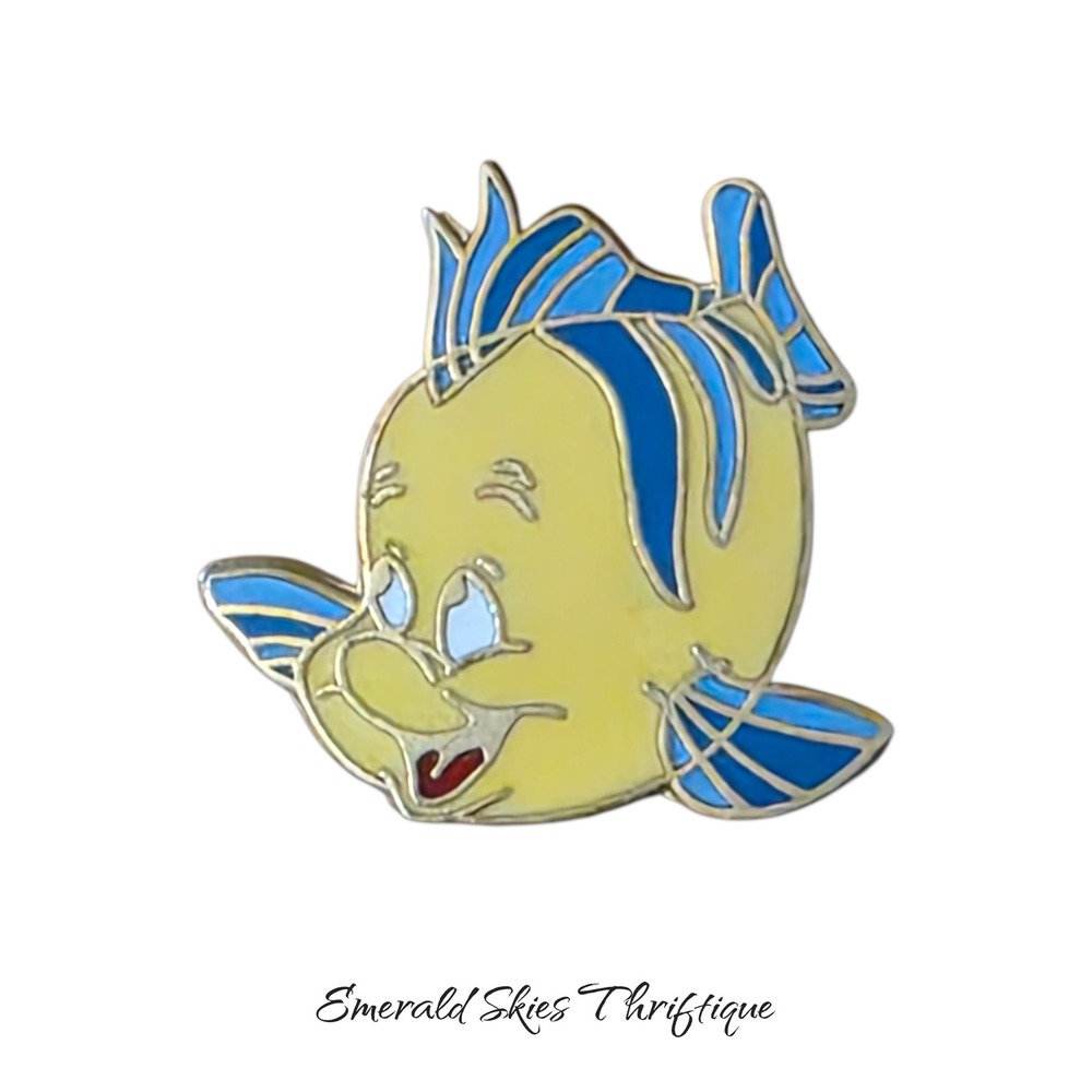Disney little mermaid flounder trading pin free ship
